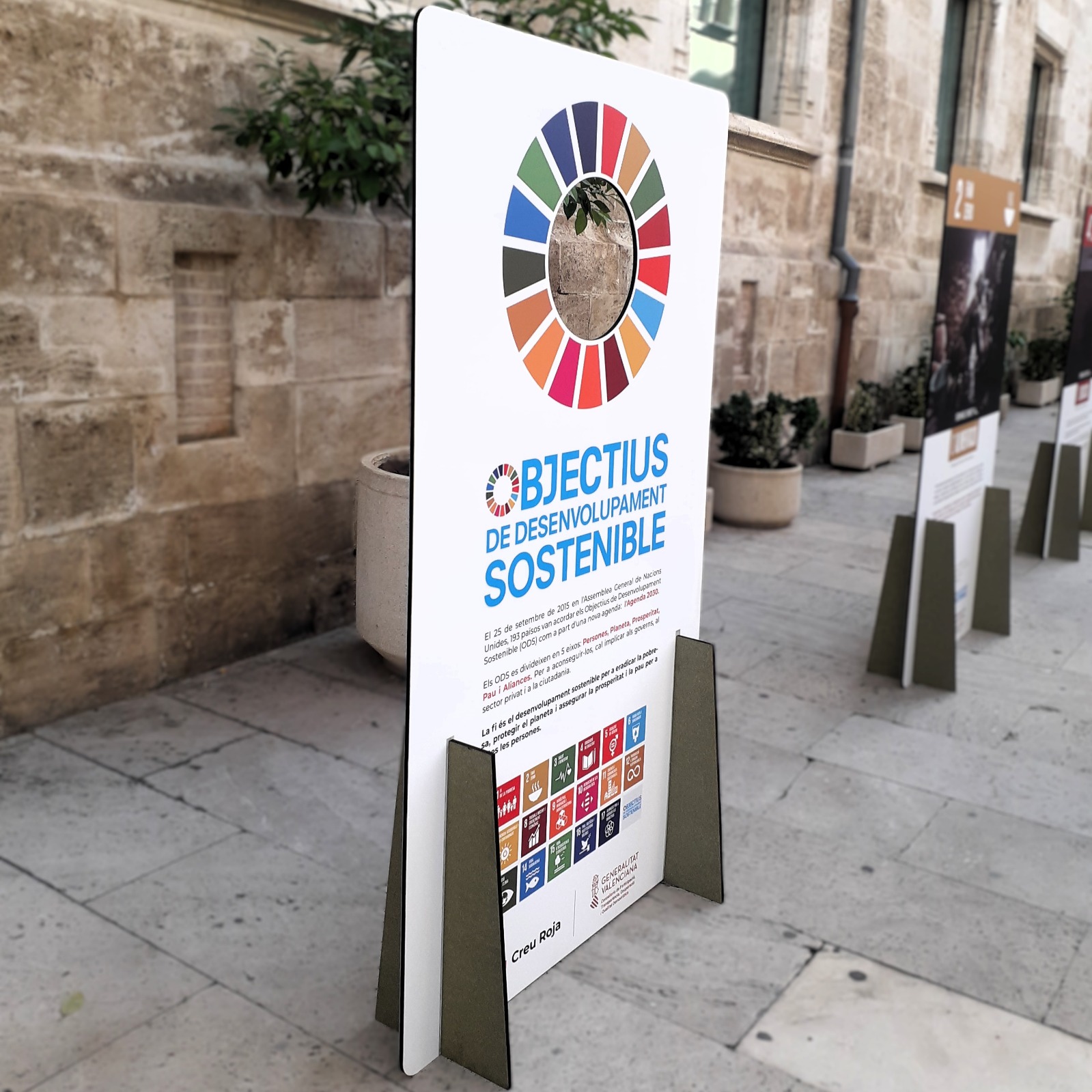 3 DISEÑO PANEL OSD CRUZ ROJA